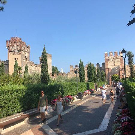Hotel Castello Centro Storico Lazise Esterno foto
