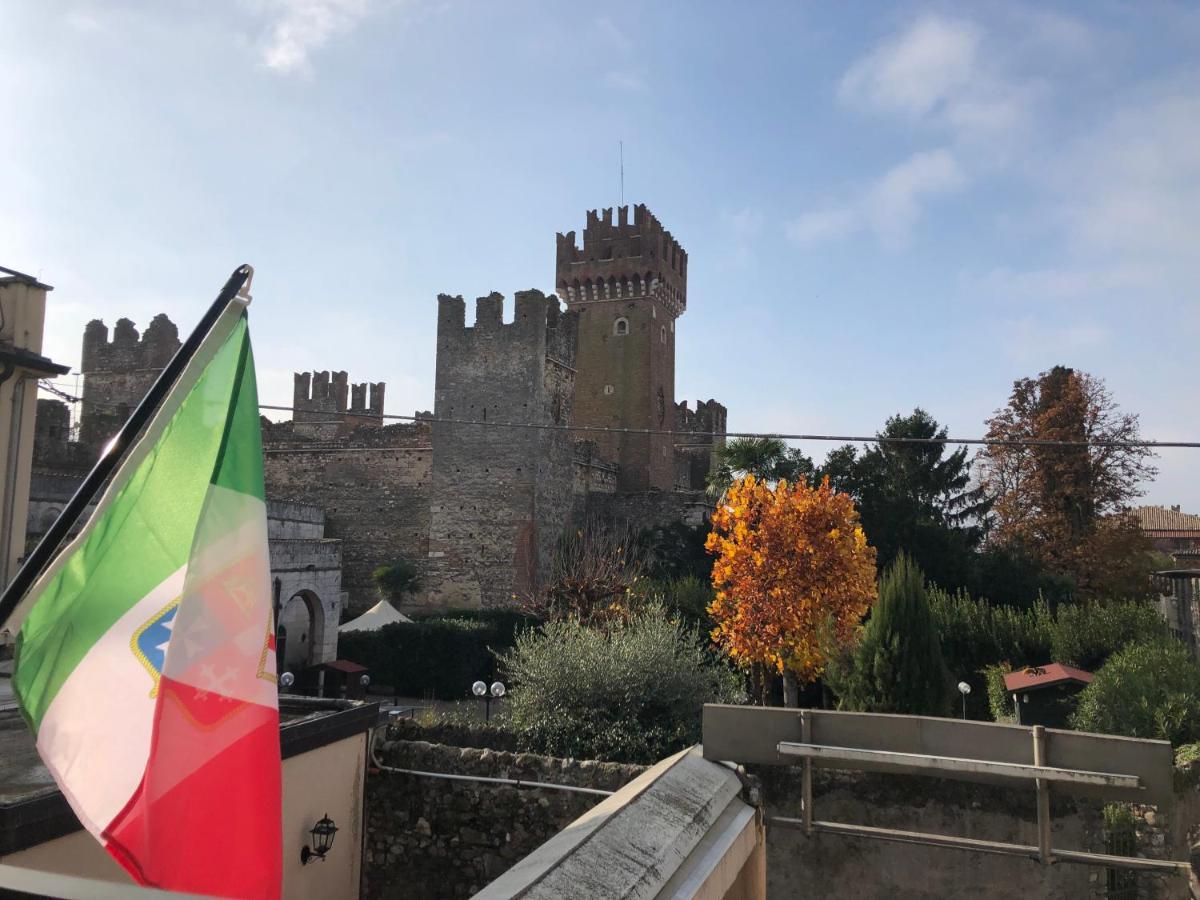 Hotel Castello Centro Storico Lazise Esterno foto