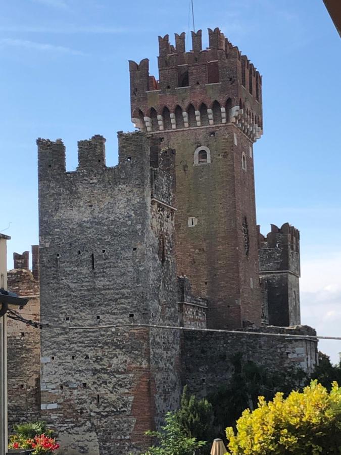 Hotel Castello Centro Storico Lazise Esterno foto